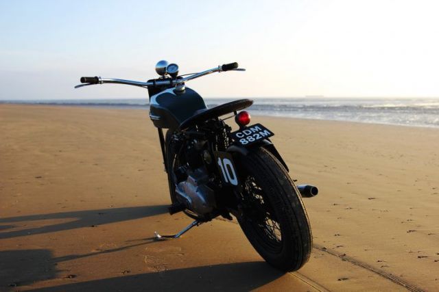 Harley-Davidson-Beach-Racer-4-740x493.thumb.jpg.c996e830fef7f319e4ccdf4e2b32da73.jpg