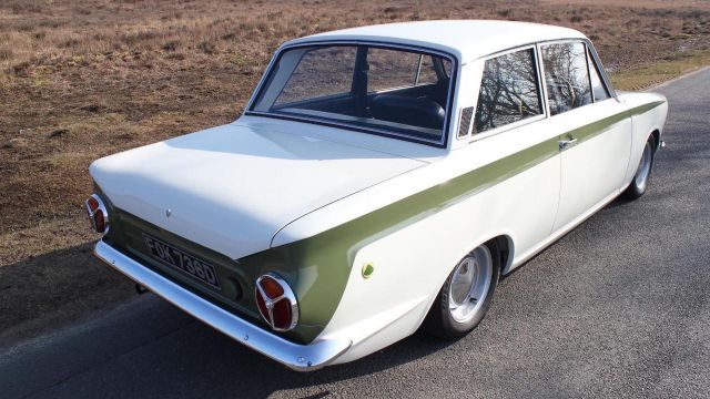 1966-lotus-cortina-ebay-3.thumb.jpg.f4c55d45ead7de974eab0cf64ec8b8d4.jpg