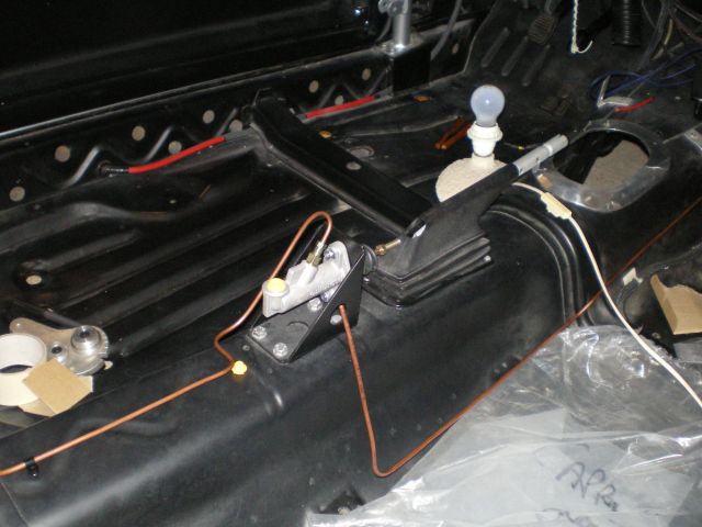 02.09.2009 Tuyauteries de freins 001.jpg