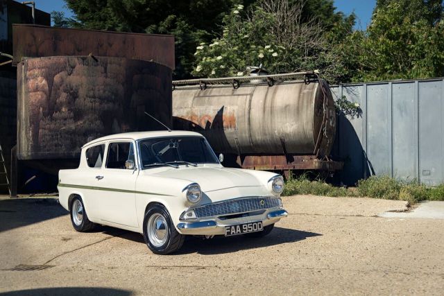 lotusAnglia_TonyHart-1 - Copie.jpg